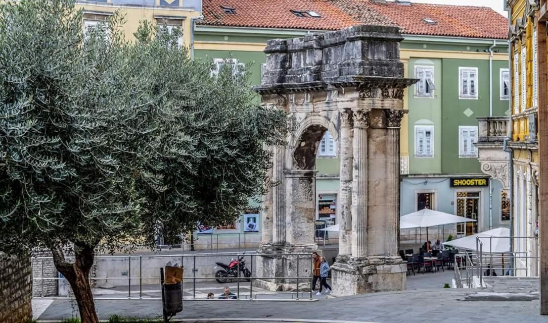 House Fontanele Počitniška hiša Pula